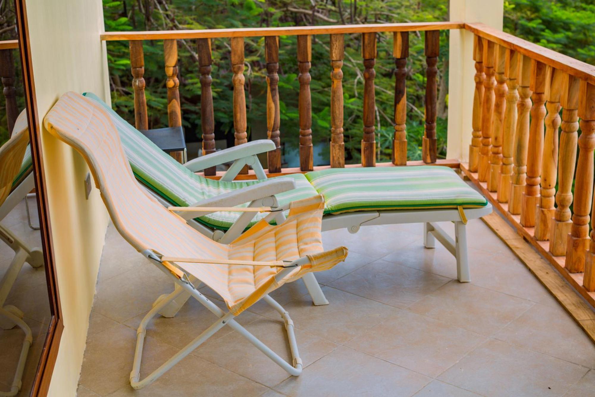 Mikoko Beach & Cottages Bagamoyo Ngoại thất bức ảnh