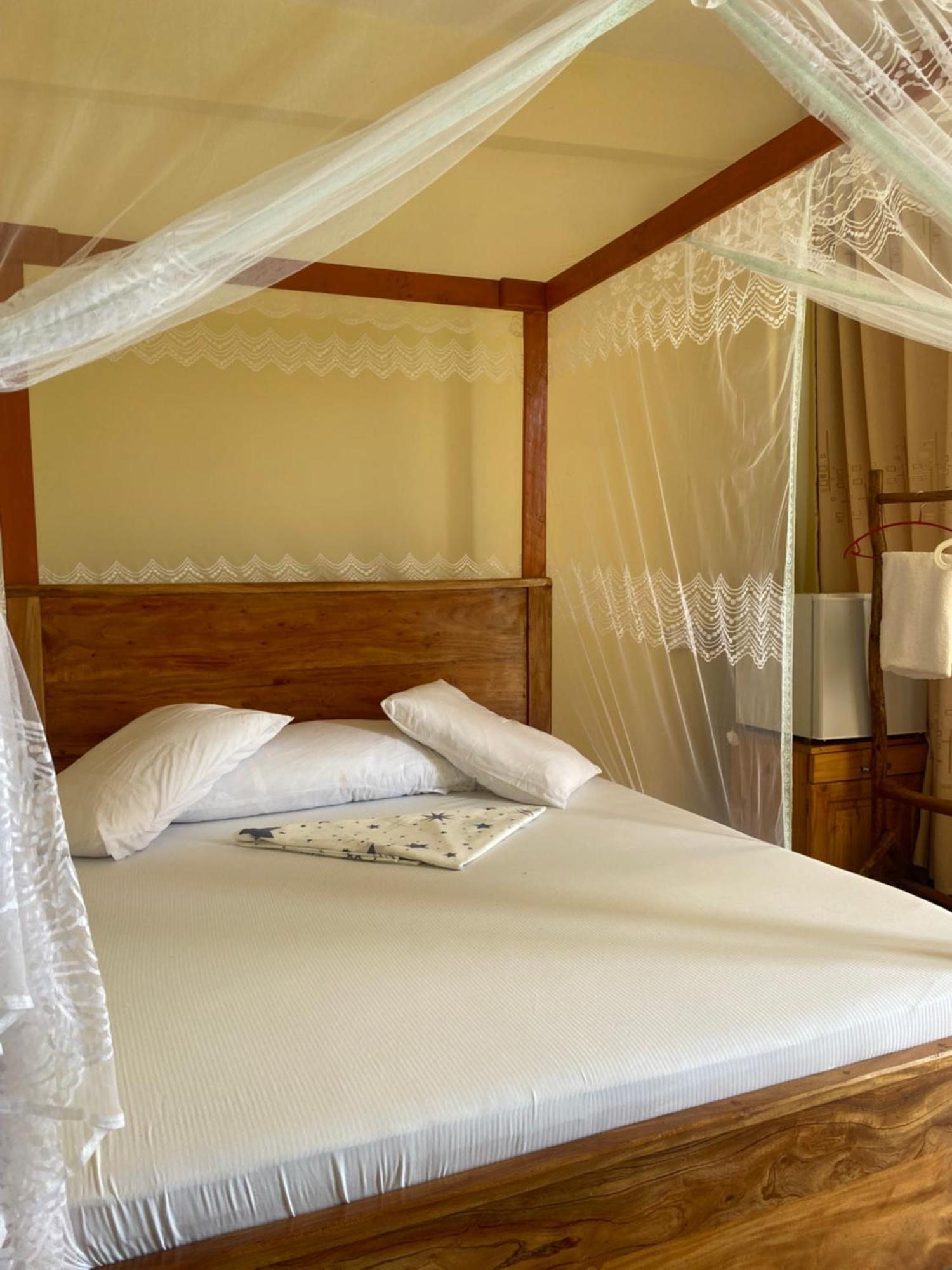 Mikoko Beach & Cottages Bagamoyo Ngoại thất bức ảnh